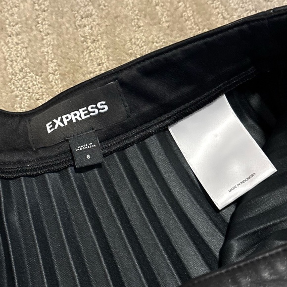 Express Black Pleated Faux Leather A-Line Skirt - Picture 3 of 3